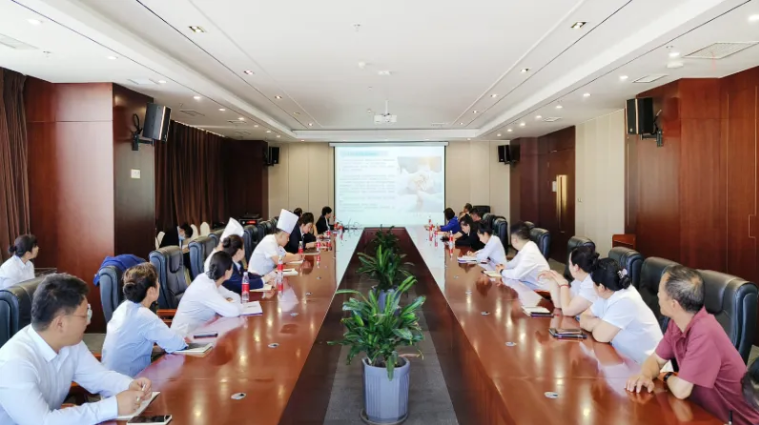 以學(xué)賦能強(qiáng)根基 以講促干育人才&mdash;&mdash;昆侖國(guó)際酒店&ldquo;讀一本專(zhuān)業(yè)書(shū)籍 分享一堂專(zhuān)業(yè)課程&rdquo;活動(dòng)成效顯著