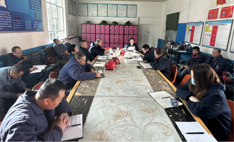 對(duì)標(biāo)對(duì)表新要求 主動(dòng)作為抓落實(shí)&mdash;&mdash;物產(chǎn)工投公司紀(jì)委召開學(xué)習(xí)貫徹中紀(jì)委、省紀(jì)委二次全會(huì)精神專題會(huì)議暨節(jié)前廉政教育警示會(huì)